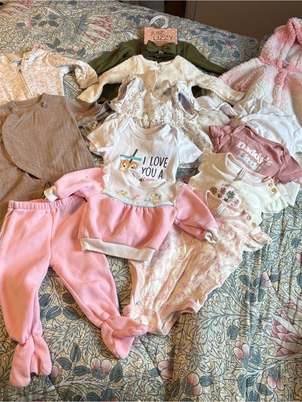 Baby Girls 3-6 Month Clothing Bundle